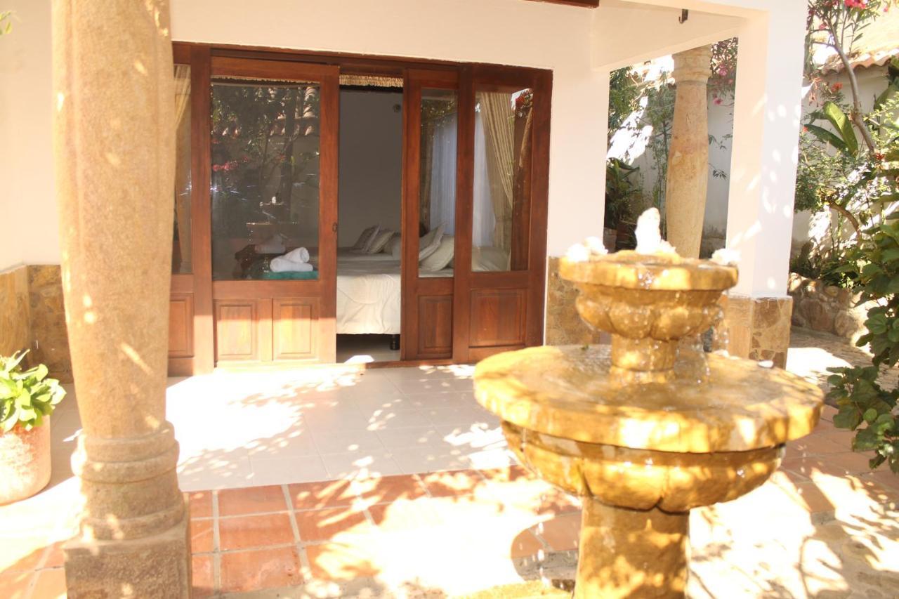 Hospedaje Casa Marsella บียาเดเลย์บา ภายนอก รูปภาพ