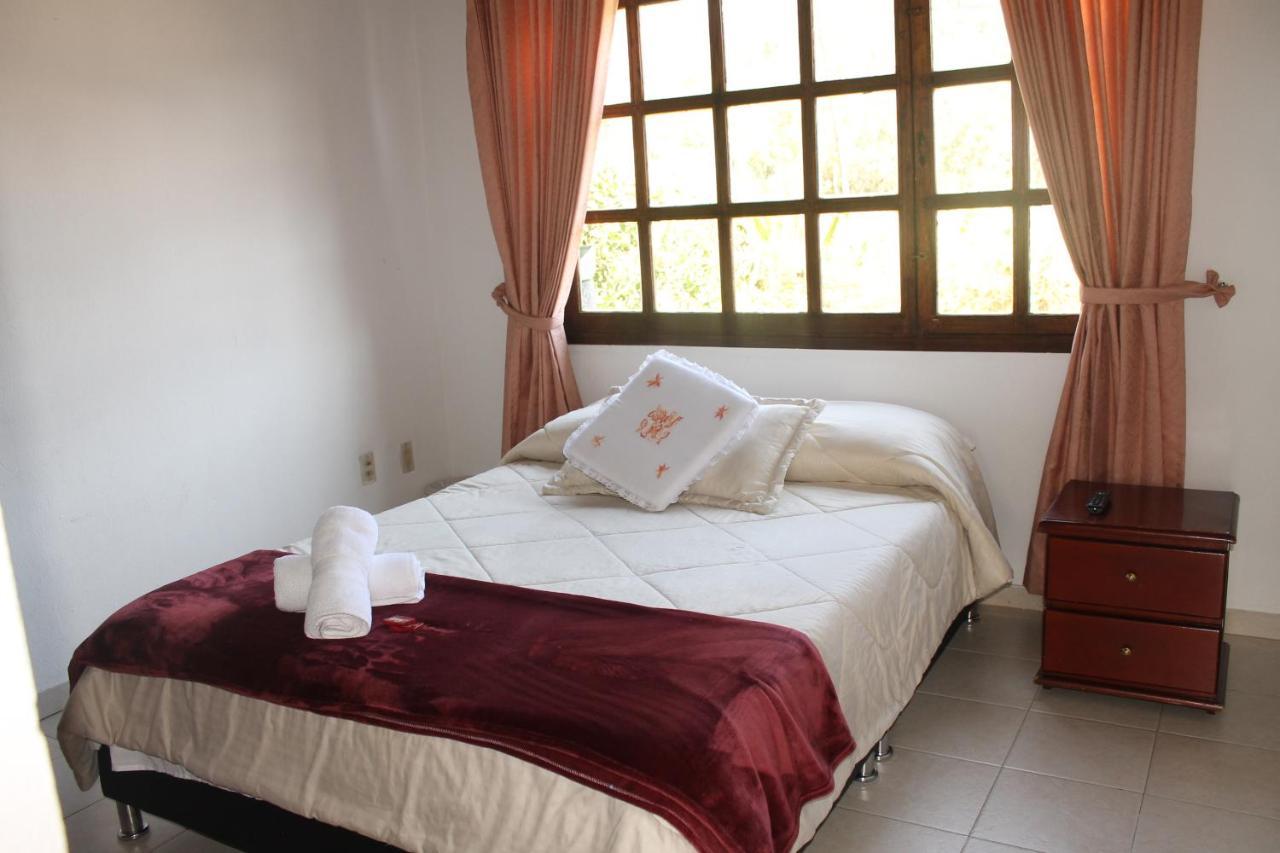 Hospedaje Casa Marsella บียาเดเลย์บา ภายนอก รูปภาพ
