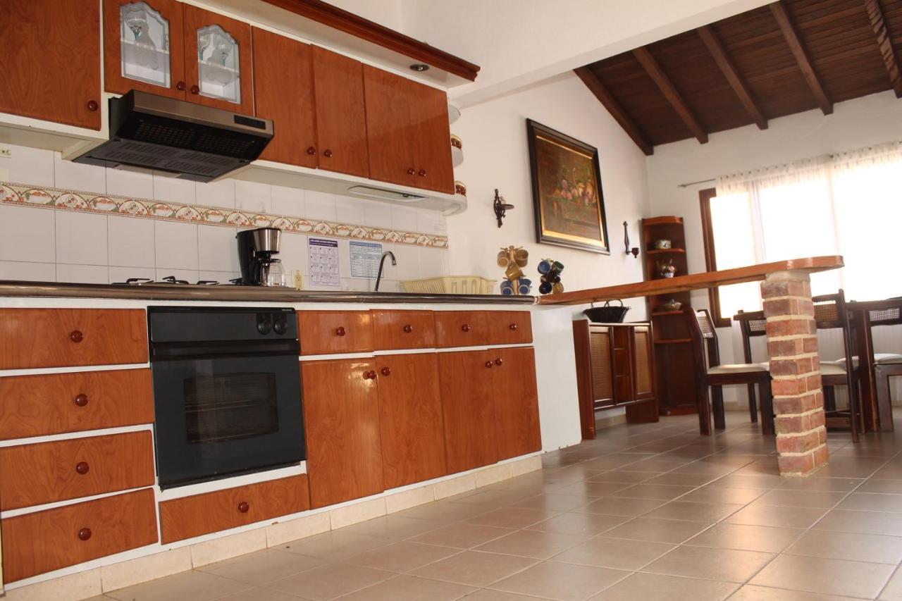 Hospedaje Casa Marsella บียาเดเลย์บา ภายนอก รูปภาพ