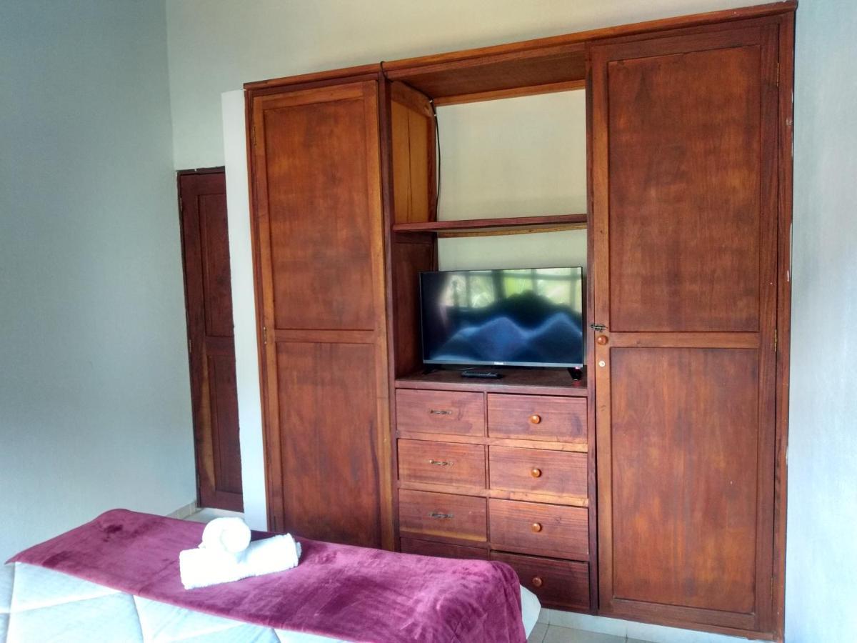 Hospedaje Casa Marsella บียาเดเลย์บา ภายนอก รูปภาพ